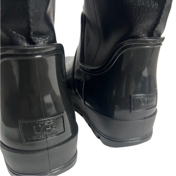 UGG Women Raincloud Tall Boot - Picture 9 of 11